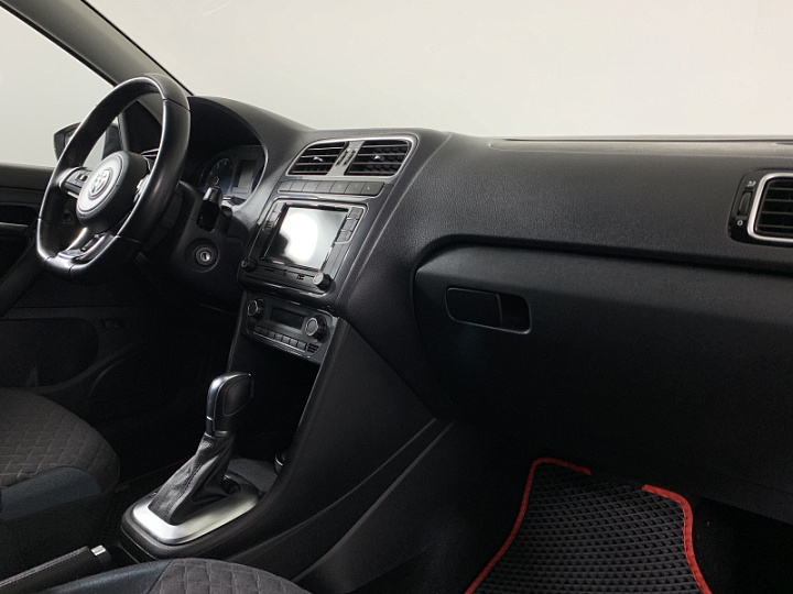 VOLKSWAGEN Polo 1.6, 2019 года, Автоматическая, ЧЕРНЫЙ