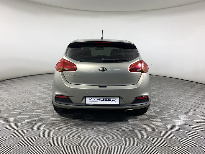 KIA Ceed 1.6, 2013 года, Автоматическая, Серебристый