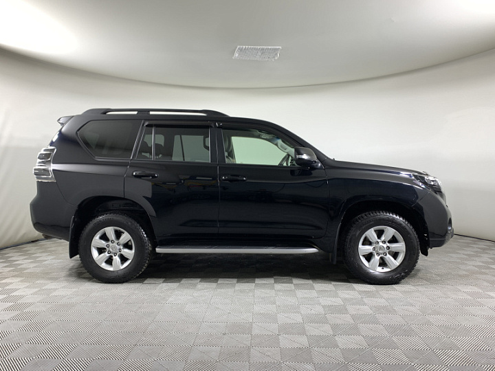 TOYOTA Land Cruiser Prado 2.8, 2017 года, Автоматическая, ЧЕРНЫЙ