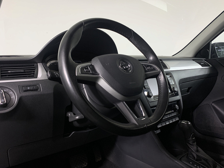 SKODA Rapid 1.6, 2017 года, Автоматическая, ТЕМНО-СИНИЙ