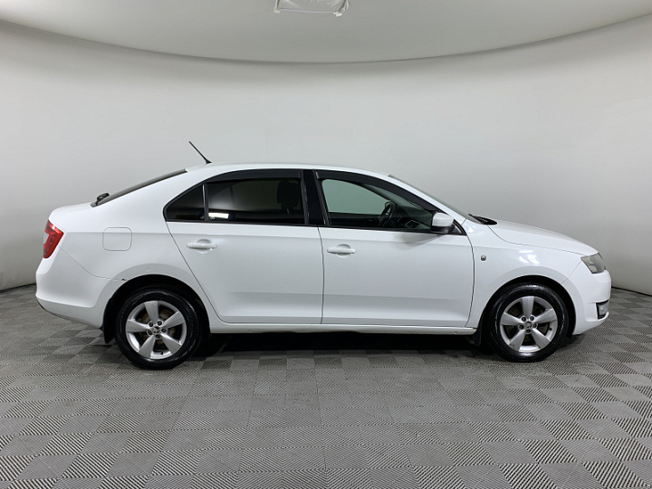 SKODA Rapid 1.6, 2015 года, Автоматическая, БЕЛЫЙ