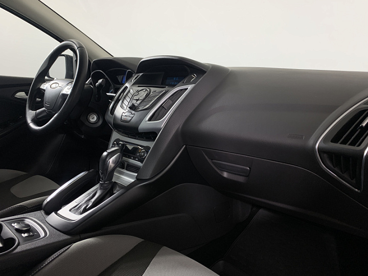 FORD Focus 1.6, 2013 года, Робот, ЧЕРНЫЙ