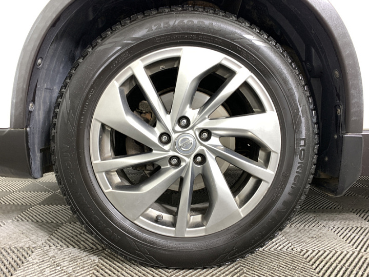 NISSAN X-Trail 2.5, 2016 года, Вариатор, БЕЛЫЙ