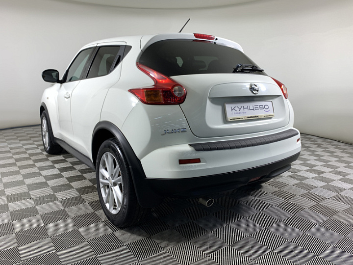 NISSAN Juke 1.6, 2012 года, Вариатор, БЕЛЫЙ