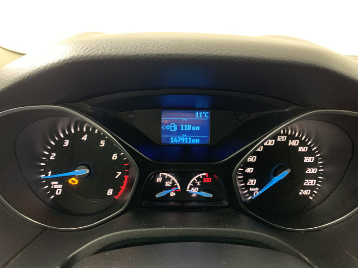 FORD Focus 1.6, 2014 года, Механика, Серебристый