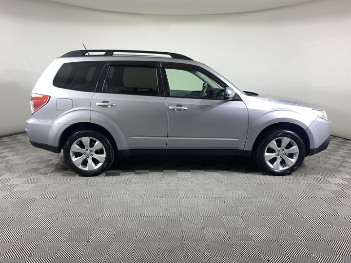 Subaru Forester 2, 2012 года, Автоматическая, Серебристый