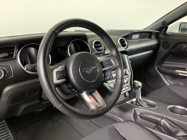 FORD Mustang 2.3, 2021 года, Автоматическая, БЕЛЫЙ