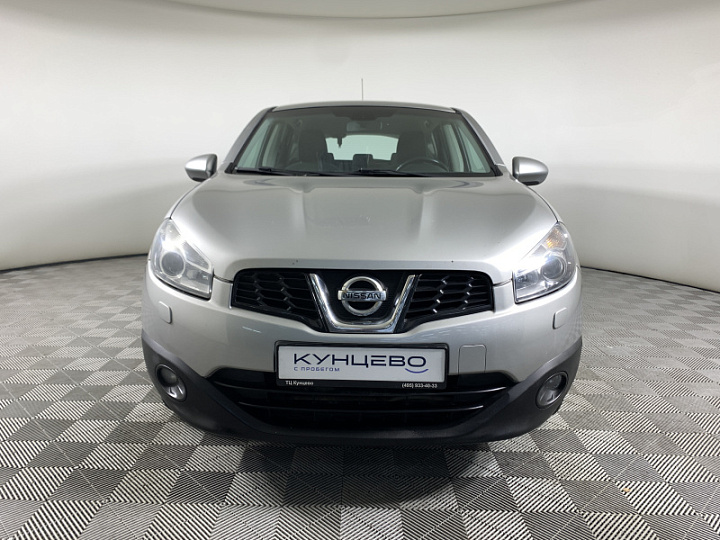 NISSAN Qashqai 1.6, 2013 года, Вариатор, Серебристый