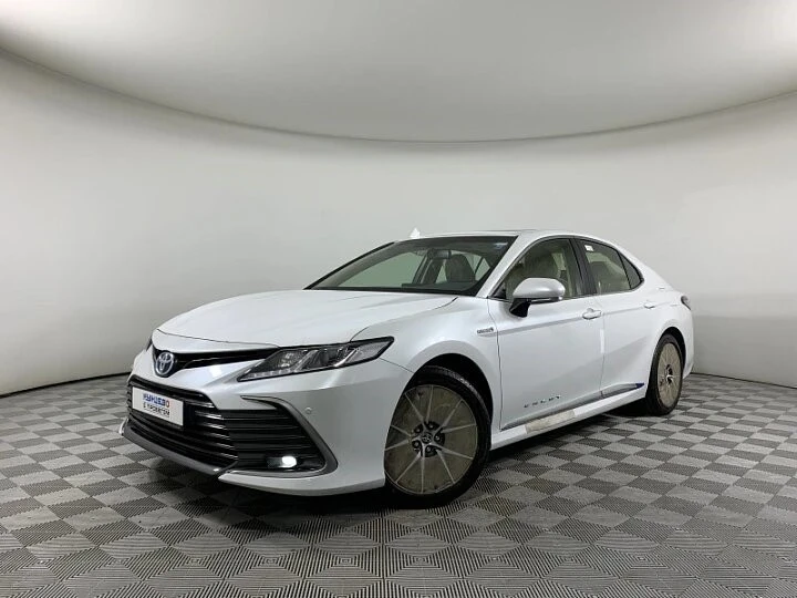 Новая Toyota Camry появится в России до конца года - новости - soa-lucky.ru