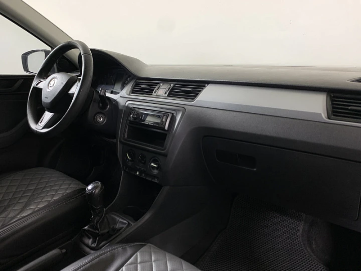 SKODA Rapid 1.2, 2014 года, Механика, БЕЛЫЙ