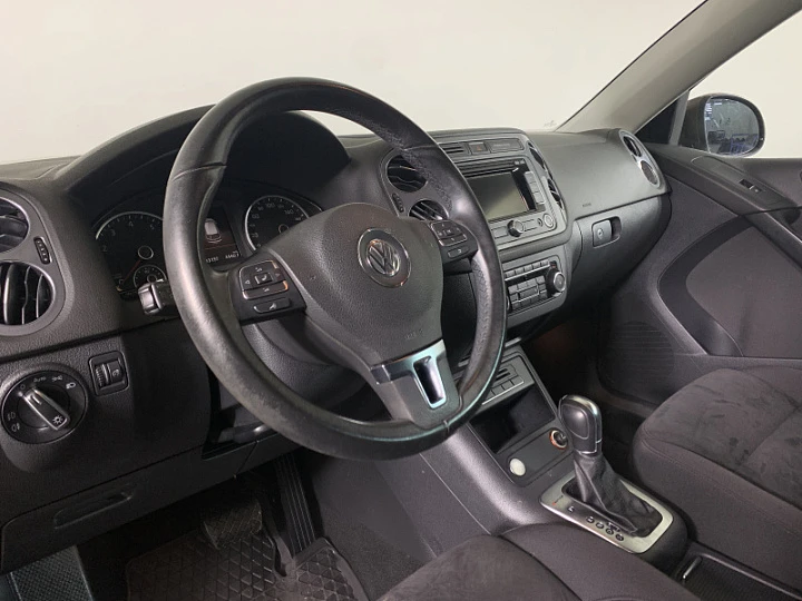 VOLKSWAGEN Tiguan 2, 2015 года, Автоматическая, КОРИЧНЕВЫЙ