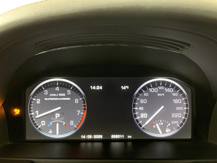 LAND ROVER Range Rover 5, 2011 года, Автоматическая, БЕЛЫЙ