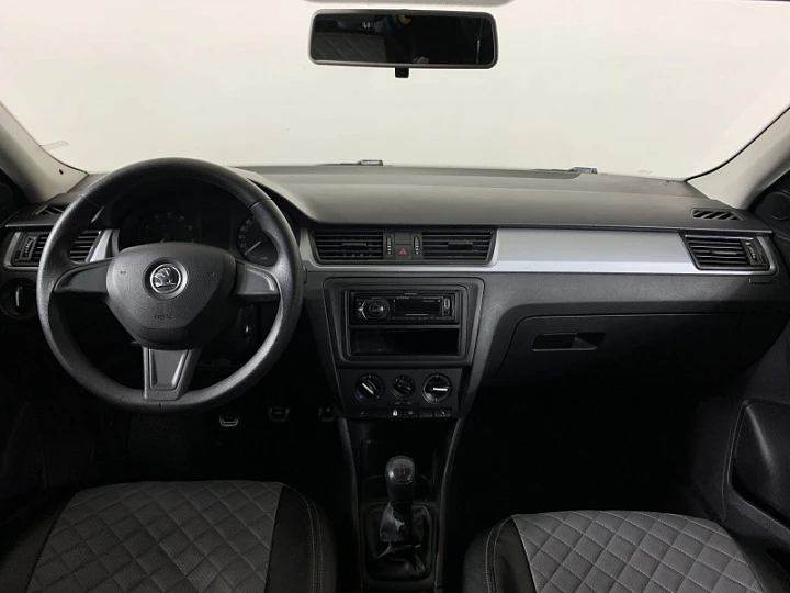 SKODA Rapid 1.2, 2014 года, Механика, БЕЛЫЙ