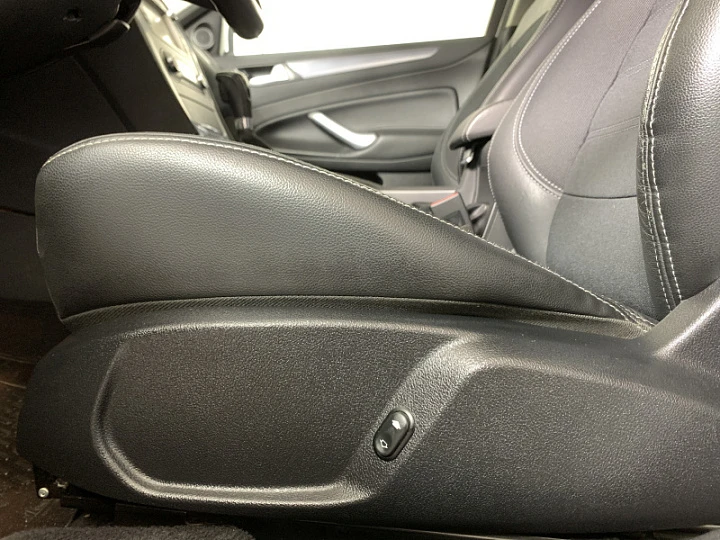 FORD Mondeo 2, 2012 года, Робот, Серебристый