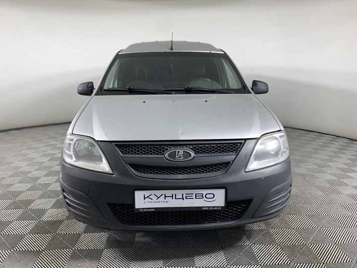 Lada Largus 1.6, 2013 года, Механика, Серебристый