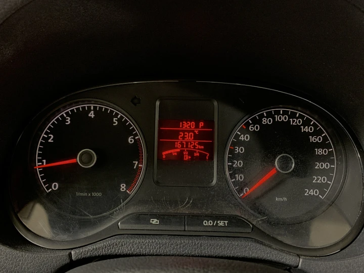 VOLKSWAGEN Polo 1.6, 2012 года, Автоматическая, БЕЛЫЙ