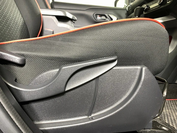 TOYOTA Raize 1, 2020 года, Вариатор, ЧЕРНЫЙ