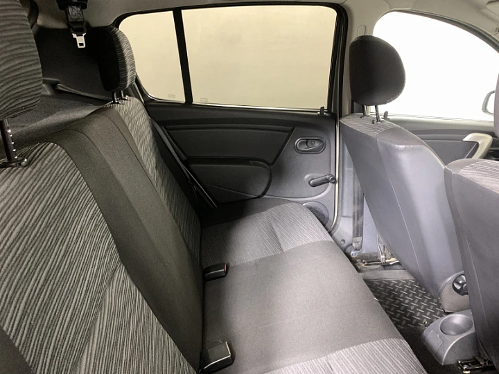 RENAULT Sandero 1.6, 2010 года, Механика, БЕЖЕВЫЙ