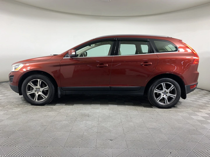 VOLVO XC60 2.4, 2011 года, Автоматическая, КРАСНЫЙ