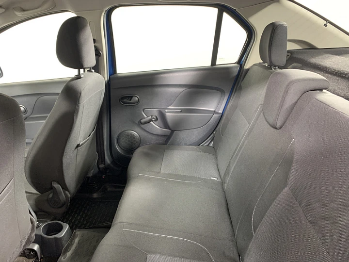 RENAULT Logan 1.6, 2019 года, Вариатор, Светло-синий