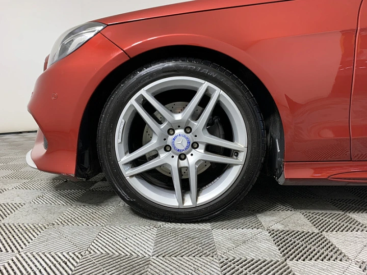 MERCEDES-BENZ E-Класс 2, 2014 года, Автоматическая, КРАСНЫЙ