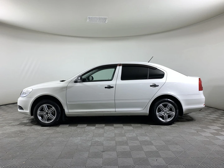 SKODA Octavia 1.4, 2012 года, Механика, БЕЛЫЙ