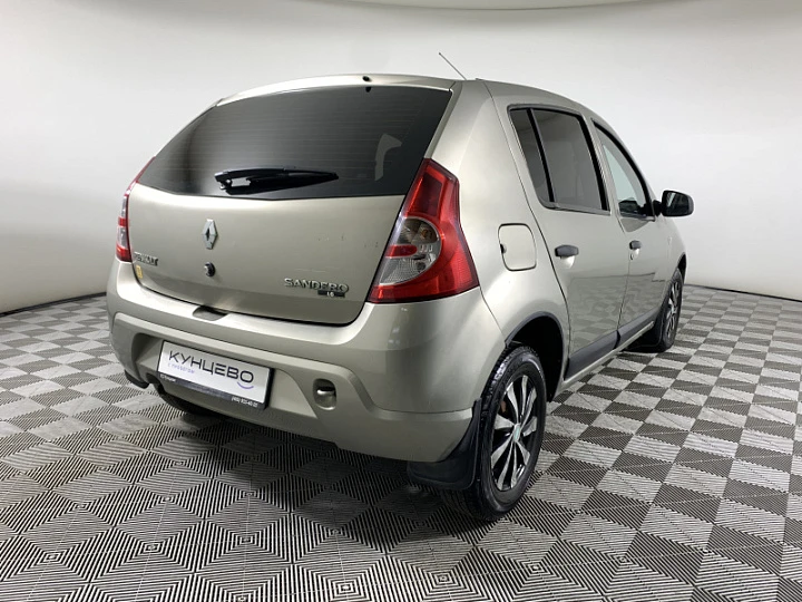 RENAULT Sandero 1.6, 2010 года, Механика, БЕЖЕВЫЙ