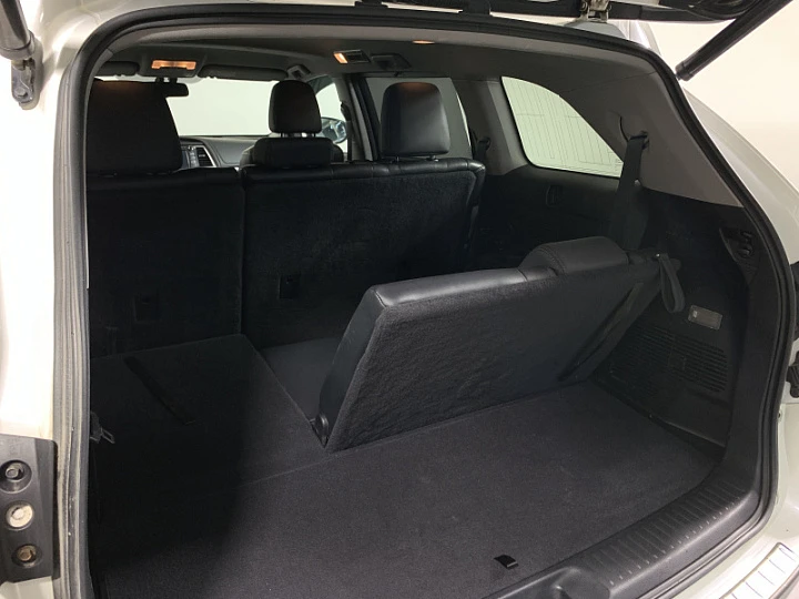 TOYOTA Highlander 3.5, 2014 года, Автоматическая, БЕЛЫЙ