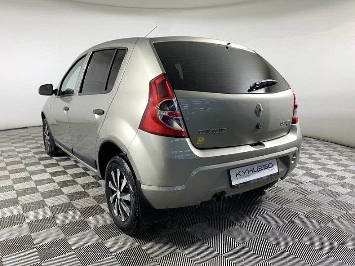 RENAULT Sandero 1.6, 2010 года, Механика, БЕЖЕВЫЙ