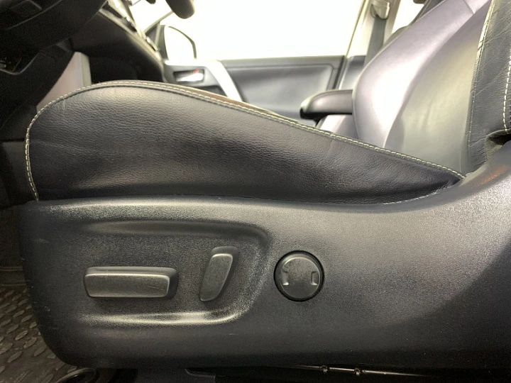 TOYOTA RAV4 2.2, 2015 года, Автоматическая, Бронзовый