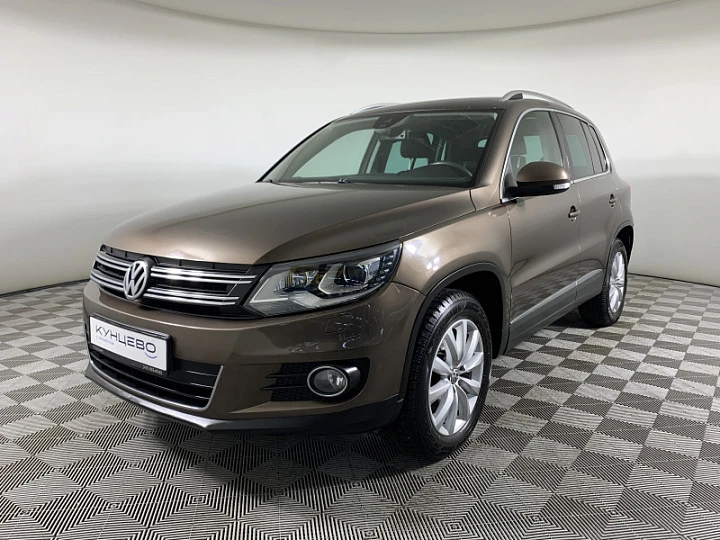 VOLKSWAGEN Tiguan 2, 2015 года, Автоматическая, КОРИЧНЕВЫЙ