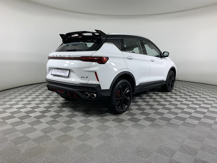 GEELY COOLRAY Старый