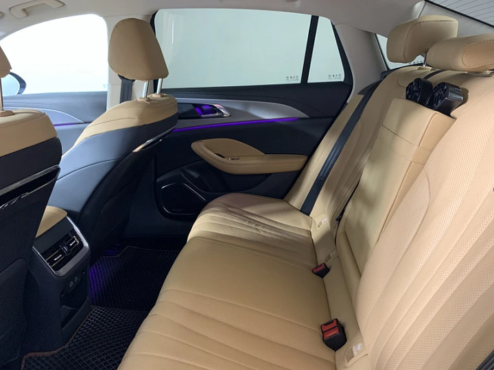 Hongqi H5 2, 2023 года, Автоматическая, ЧЕРНЫЙ