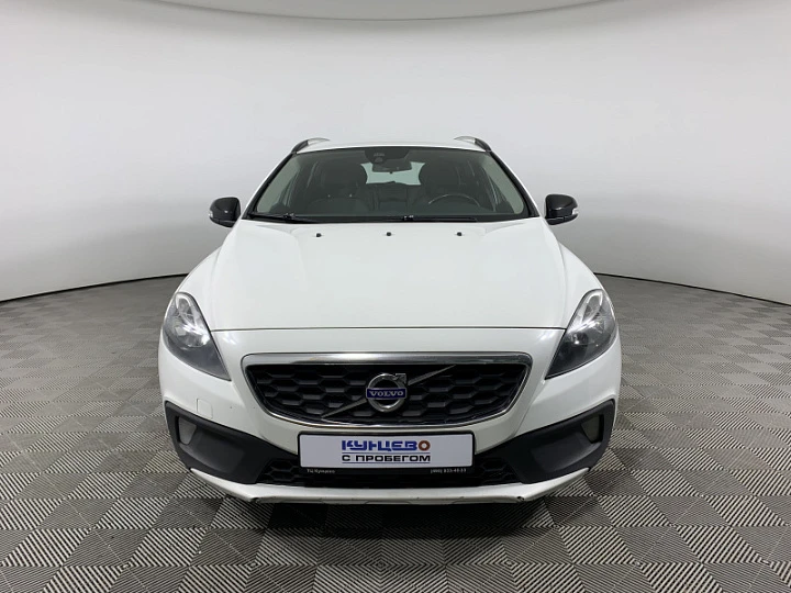 VOLVO V40 2014 год