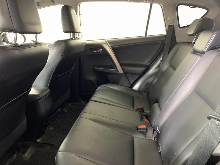 TOYOTA RAV4 2.2, 2015 года, Автоматическая, Бронзовый