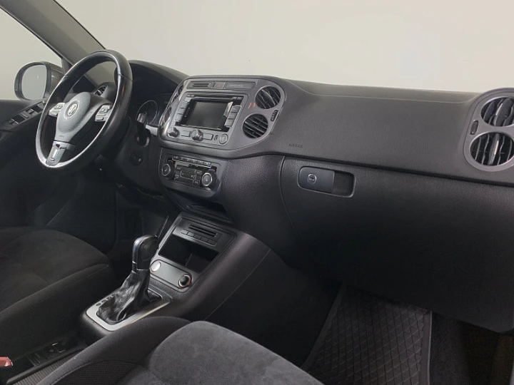 VOLKSWAGEN Tiguan 2, 2015 года, Автоматическая, КОРИЧНЕВЫЙ