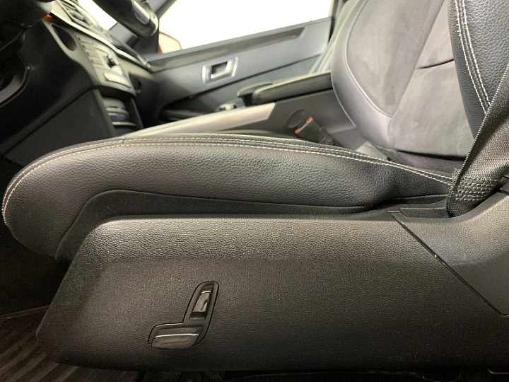 MERCEDES-BENZ E-Класс 2, 2014 года, Автоматическая, КРАСНЫЙ