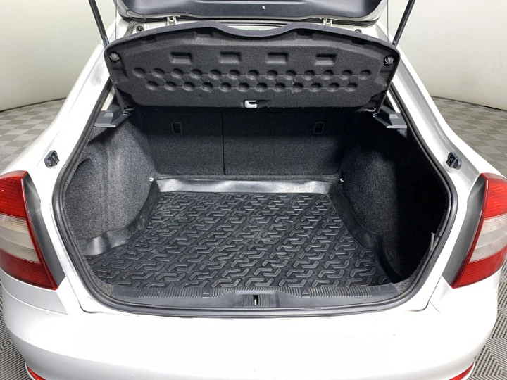 SKODA Octavia 1.4, 2012 года, Механика, БЕЛЫЙ