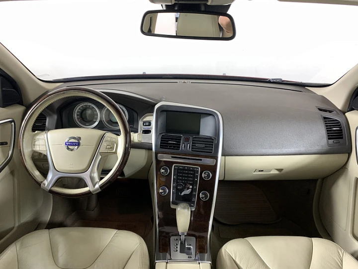 VOLVO XC60 2.4, 2011 года, Автоматическая, КРАСНЫЙ