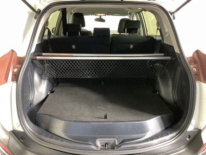 TOYOTA RAV4 2, 2014 года, Вариатор, БЕЛЫЙ