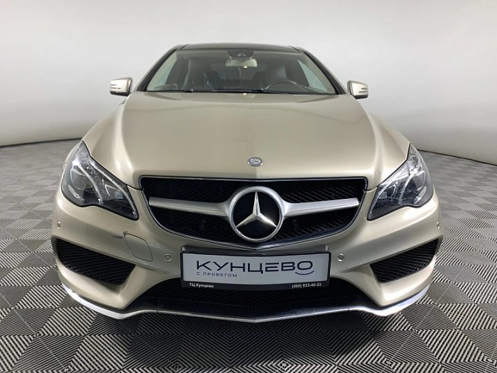 MERCEDES-BENZ E-Класс 2, 2016 года, Автоматическая, Серебристо-желтый