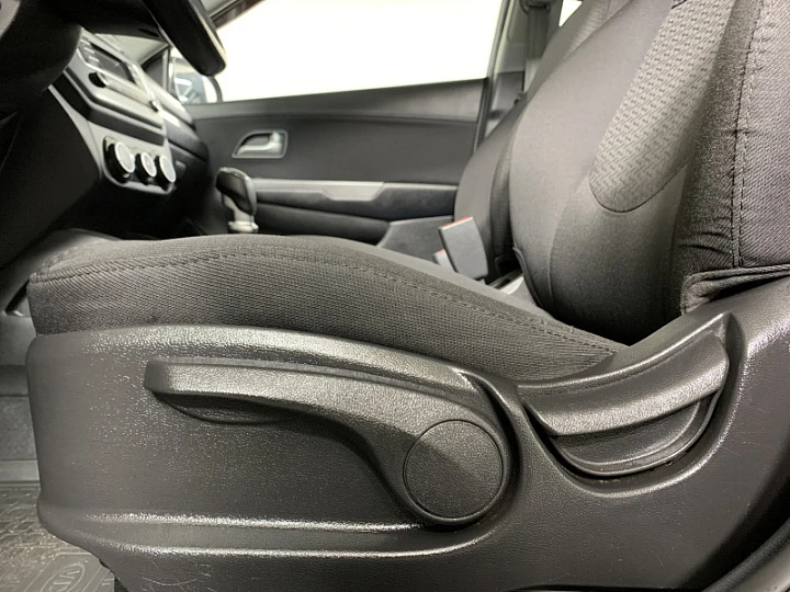 KIA Rio 1.6, 2015 года, Механика, СИНИЙ