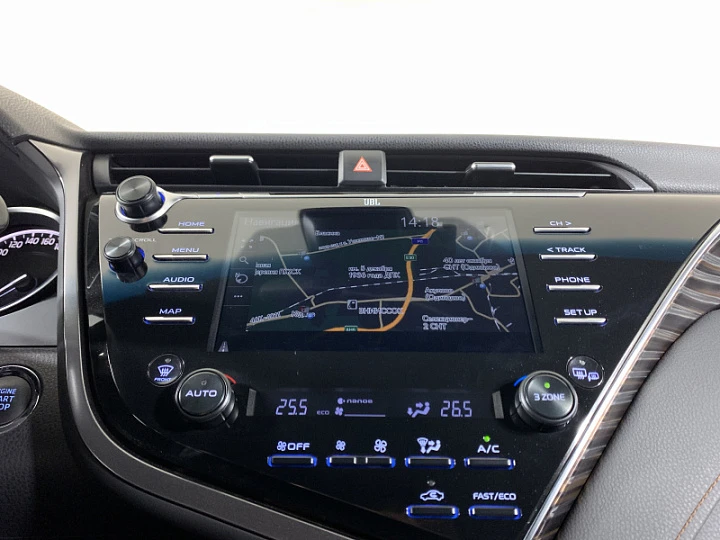 TOYOTA Camry 3.5, 2019 года, Автоматическая, Серебристый металлик