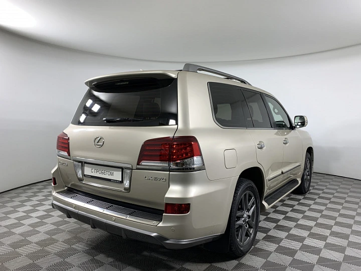 Лексус 570 Вид Сзади