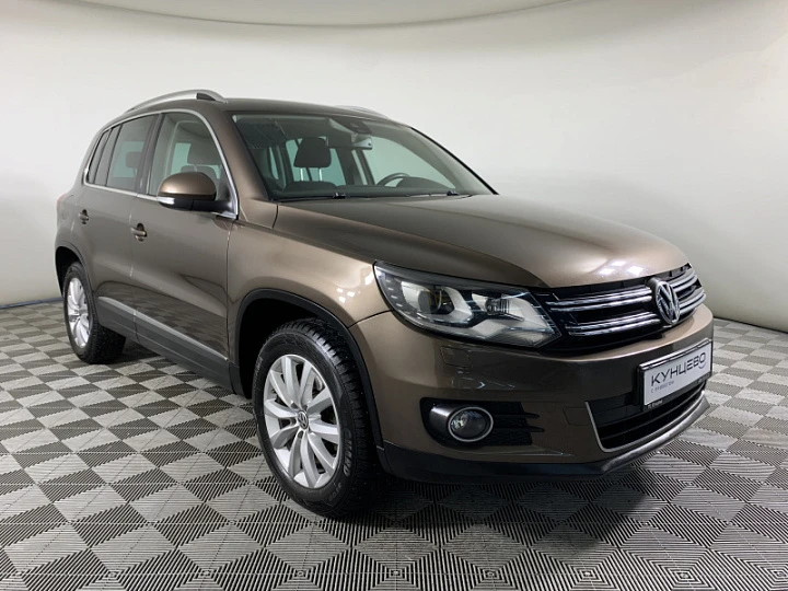 VOLKSWAGEN Tiguan 2, 2015 года, Автоматическая, КОРИЧНЕВЫЙ