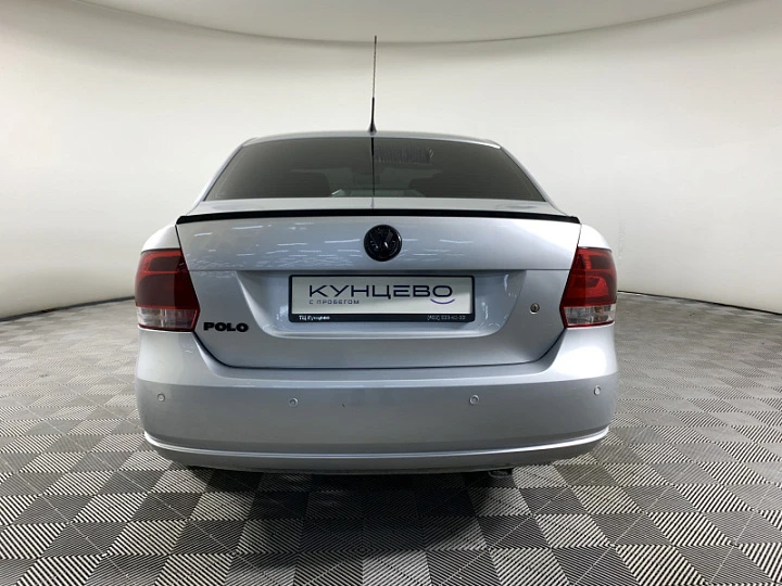 VOLKSWAGEN Polo 1.6, 2011 года, Автоматическая, Серебристый