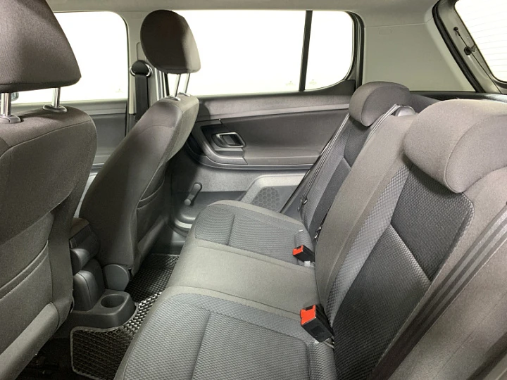 SKODA Fabia 1.6, 2011 года, Автоматическая, СЕРЫЙ