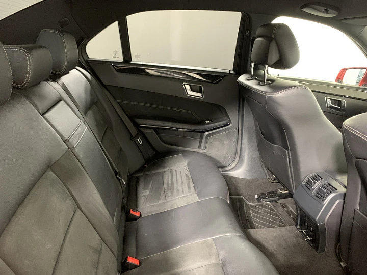 MERCEDES-BENZ E-Класс 2, 2014 года, Автоматическая, КРАСНЫЙ