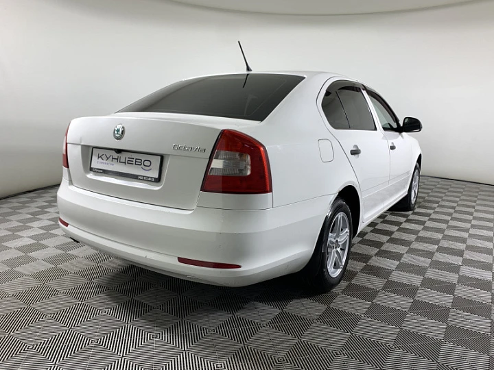 SKODA Octavia 1.4, 2012 года, Механика, БЕЛЫЙ