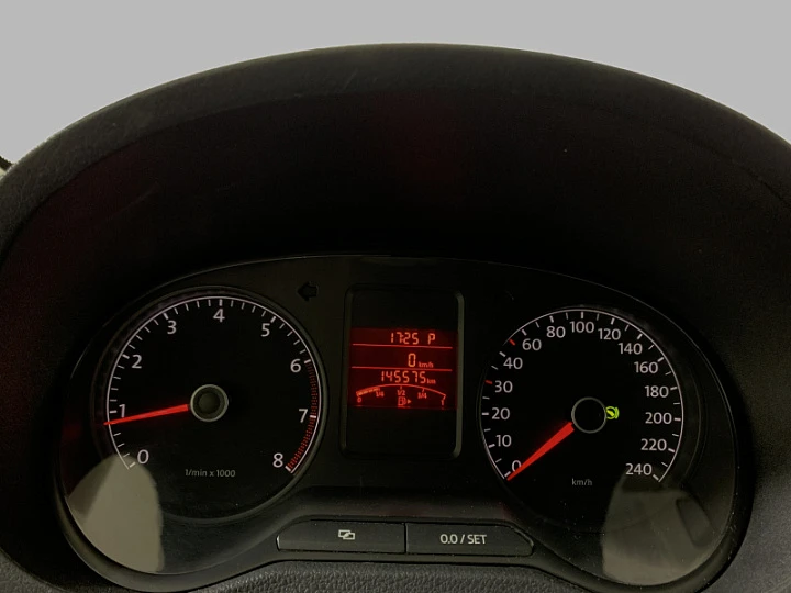 VOLKSWAGEN Polo 1.6, 2011 года, Автоматическая, Серебристый